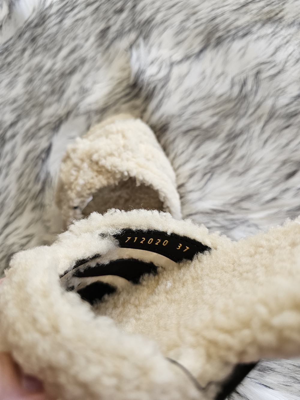 Saint Laurent Shearling Tribute Sandals - Picture 3 of 4